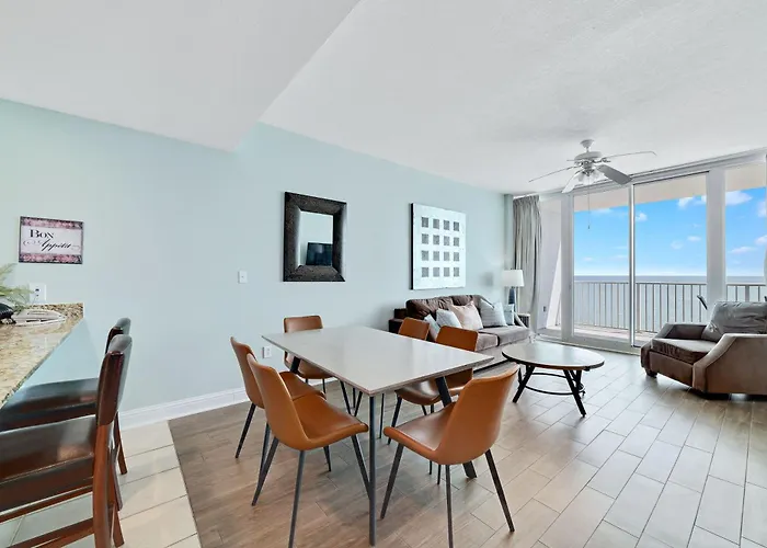 Lighthouse Apartment